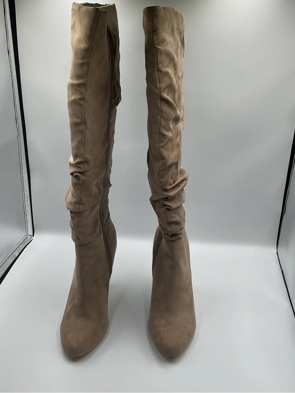 Ruched Faux Suede Knee High Slouched Boots Tan Beige Stiletto High Heel SZ 8.5